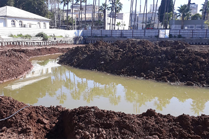 עפולה: הבור בשדרה הופך למגרש חנייה